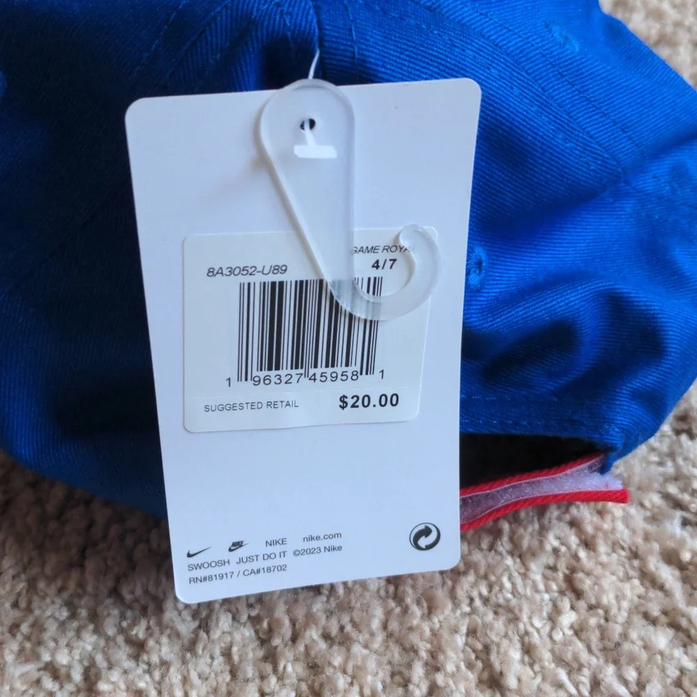NWT Youth/Child Nike Shoe Box Character Hat